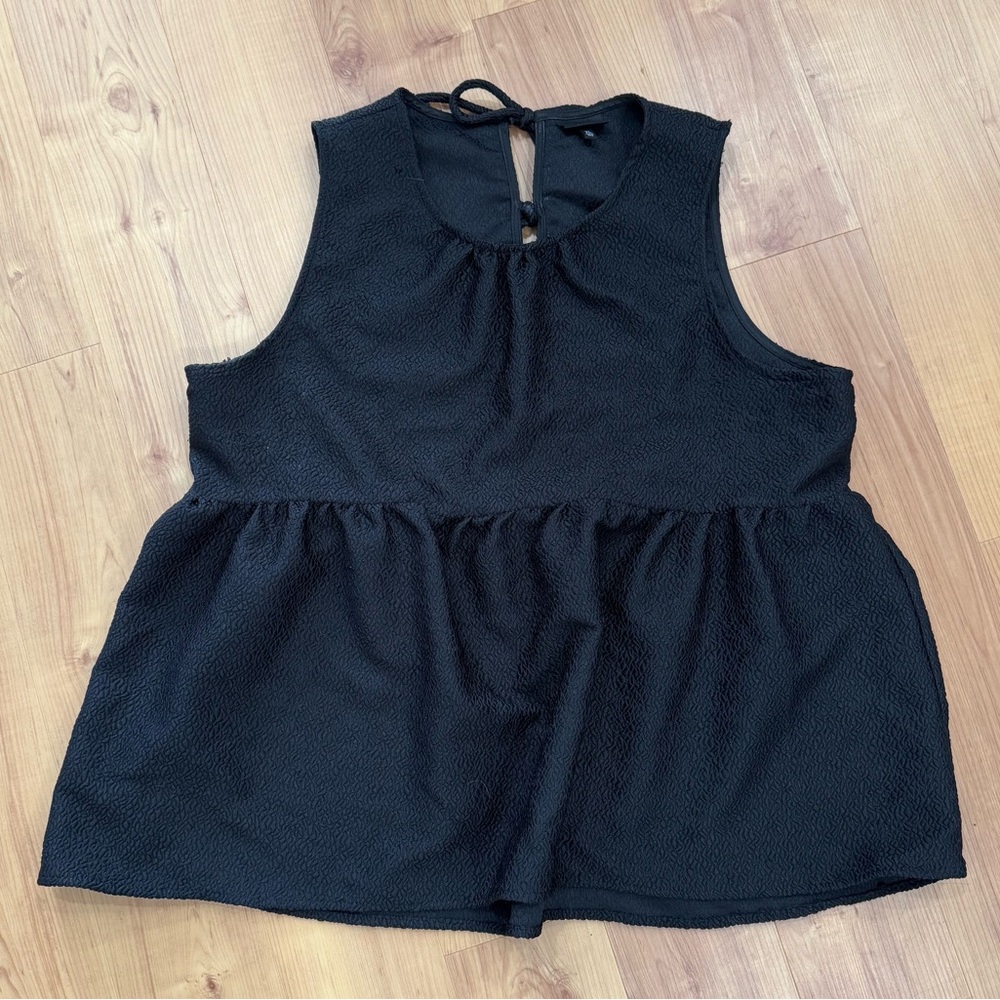 Elegant Black Sleeveless Top